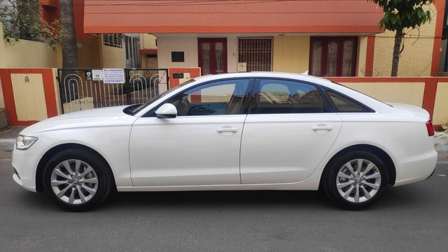 Second-hand 2012 Audi A6 2.0 TDI Premium Plus for sale in Bangalore-3