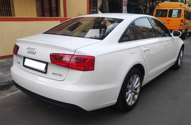 Second-hand 2012 Audi A6 2.0 TDI Premium Plus for sale in Bangalore-4