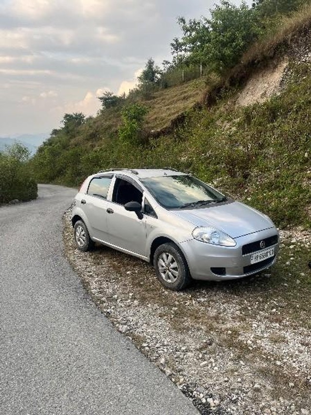 Second-hand 2014 Fiat Grande Punto Active (Diesel) for sale in Mandi-0