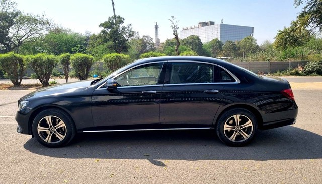 Second-hand 2020 Mercedes-Benz E-Class Exclusive E 200 for sale in New Delhi-3