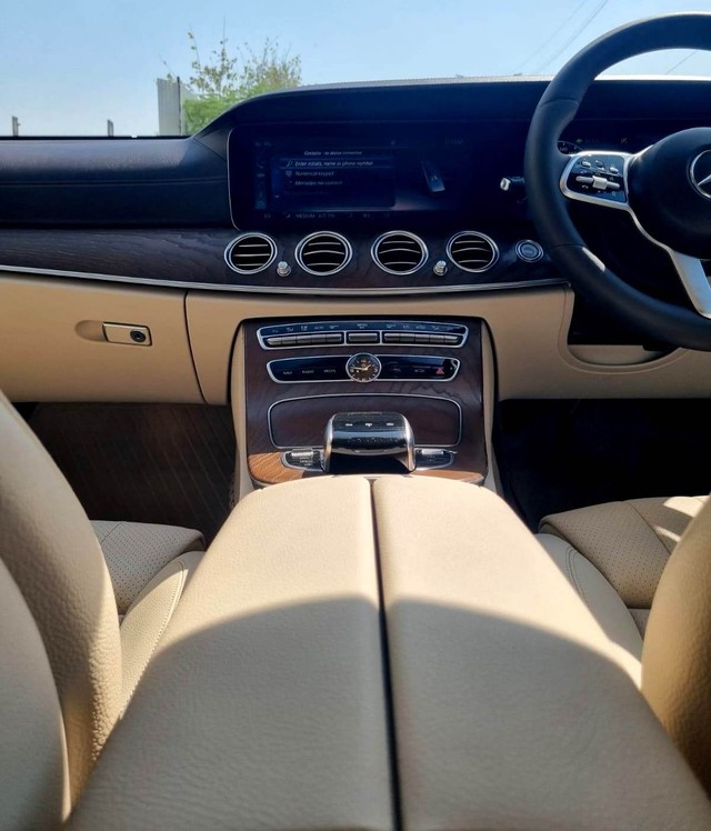 Second-hand 2020 Mercedes-Benz E-Class Exclusive E 200 for sale in New Delhi-5