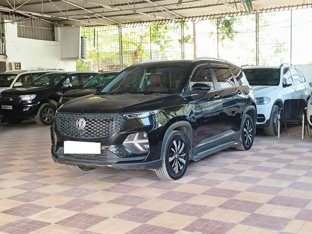 MG Hector Plus Sharp Diesel MT Second-hand 2020 MG Hector Plus Sharp Diesel MT for sale in Hyderabad