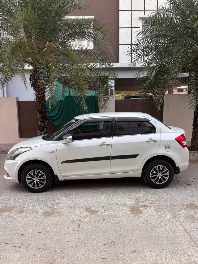 Second-hand 2016 Maruti Suzuki Swift Dzire VDI for sale in Hyderabad-3
