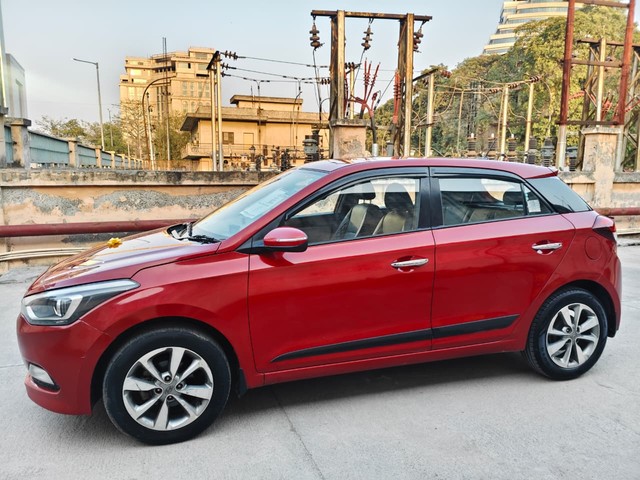 Second-hand 2017 Hyundai i20 Asta 1.4 CRDi for sale in Noida-9