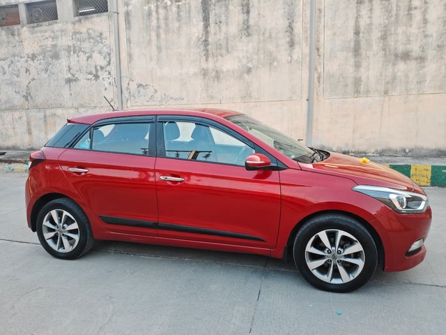 Second-hand 2017 Hyundai i20 Asta 1.4 CRDi for sale in Noida-1