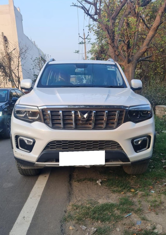 Second-hand 2023 Mahindra Scorpio N Z8L Diesel 2023-2025 for sale in Ludhiana-2