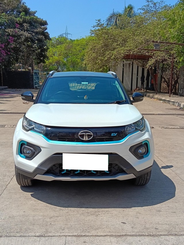 Second-hand 2021 Tata Nexon EV XZ Plus for sale in Thane-6