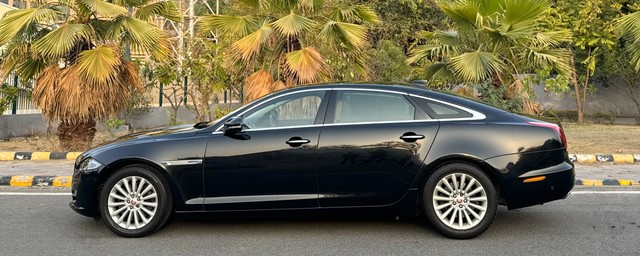Second-hand 2017 Jaguar XJ 2.0L Portfolio for sale in New Delhi-4