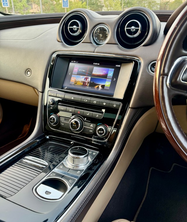 Second-hand 2017 Jaguar XJ 2.0L Portfolio for sale in New Delhi-9