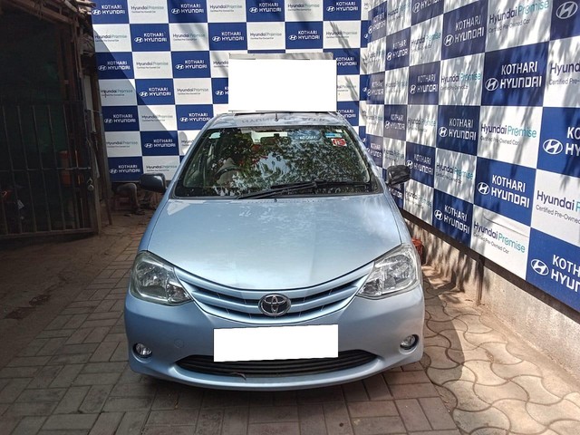 Second-hand 2012 Toyota Etios Liva GD for sale in Pune-5