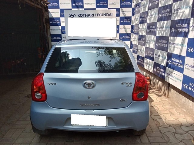 Second-hand 2012 Toyota Etios Liva GD for sale in Pune-2