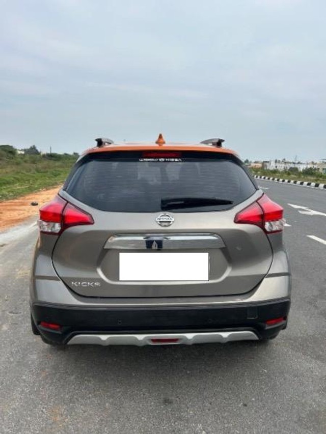 Nissan Kicks XV Premium Option D Dual Tone Second-hand 2019 Nissan Kicks XV Premium Option D Dual Tone for sale in Tiruvallur-2