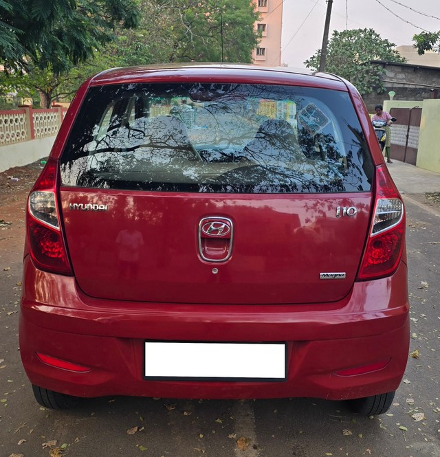 Hyundai i10 Magna 1.1L Second-hand 2013 Hyundai i10 Magna 1.1L for sale in East Godavari-1