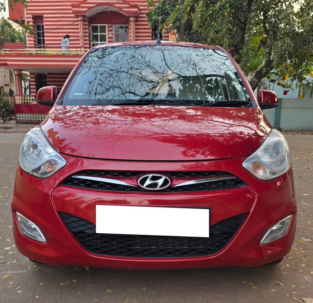 Hyundai i10 Magna 1.1L Second-hand 2013 Hyundai i10 Magna 1.1L for sale in East Godavari-0