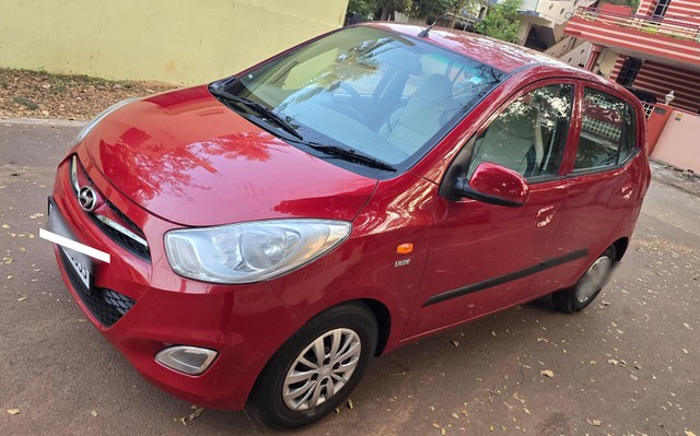 Hyundai i10 Magna 1.1L Second-hand 2013 Hyundai i10 Magna 1.1L for sale in East Godavari-3
