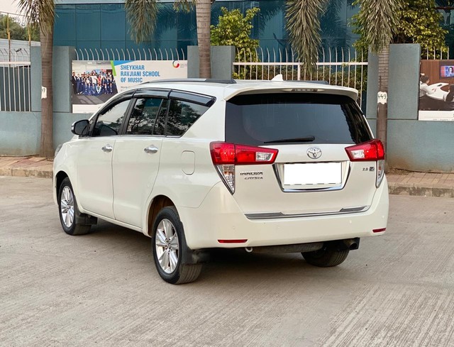 Toyota Innova Crysta 2.8 ZX AT BSIV Second-hand 2018 Toyota Innova Crysta 2.8 ZX AT BSIV for sale in Pune-8