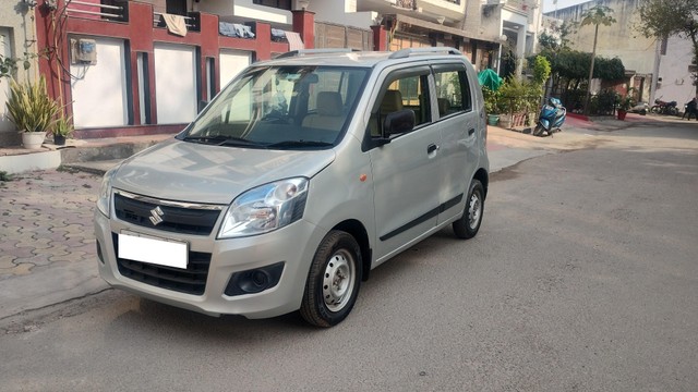 Second-hand 2018 Maruti Suzuki Wagon R LXI CNG for sale in Ghaziabad-4