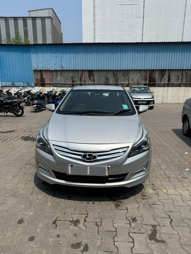 Second-hand 2016 Hyundai Verna 1.6 VTVT AT SX for sale in Chennai-2