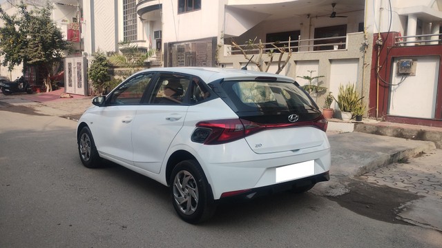 Second-hand 2020 Hyundai i20 Magna BSVI for sale in Ghaziabad-3