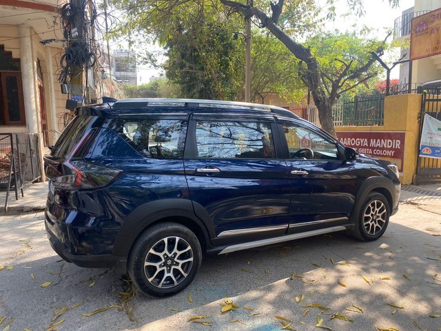 Second-hand 2024 Maruti Suzuki XL6 Zeta CNG for sale in New Delhi-4