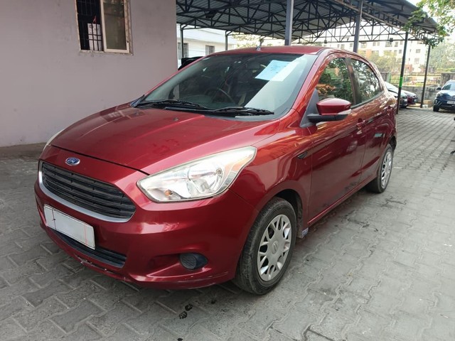 Second-hand 2017 Ford Figo 1.2P Titanium MT for sale in Chennai-3