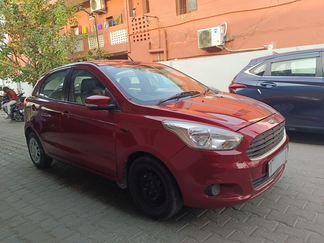 Second-hand 2017 Ford Figo 1.2P Titanium MT for sale in Chennai-0