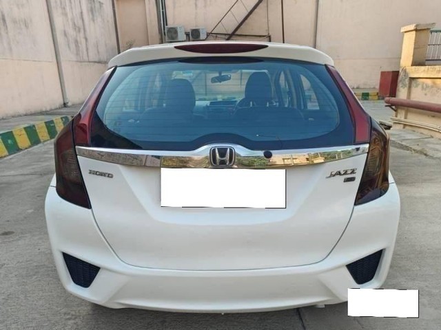 Honda Jazz 1.2 S i VTEC Second-hand 2015 Honda Jazz 1.2 S i VTEC for sale in Noida-3