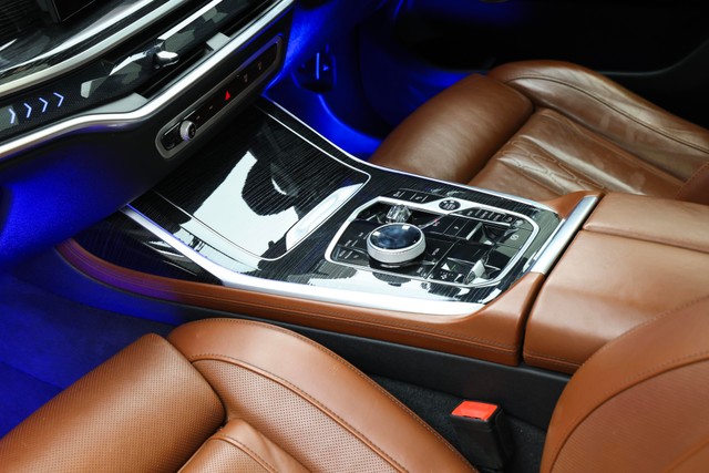 Second-hand 2023 BMW X7 xDrive 40i M Sport for sale in Gurgaon-14