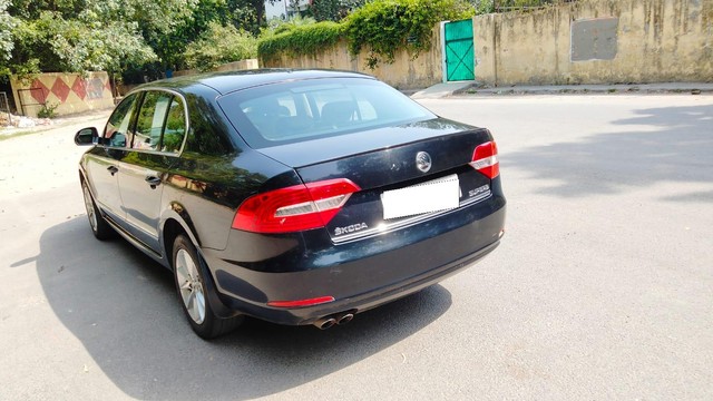 Second-hand 2015 Skoda Superb Elegance 1.8 TSI MT for sale in New Delhi-12