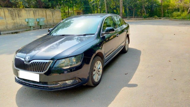 Second-hand 2015 Skoda Superb Elegance 1.8 TSI MT for sale in New Delhi-4