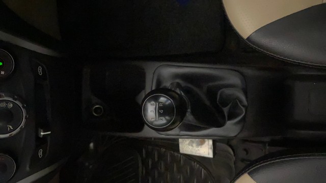 Second-hand 2014 Hyundai EON Era Plus for sale in Greater Noida-22