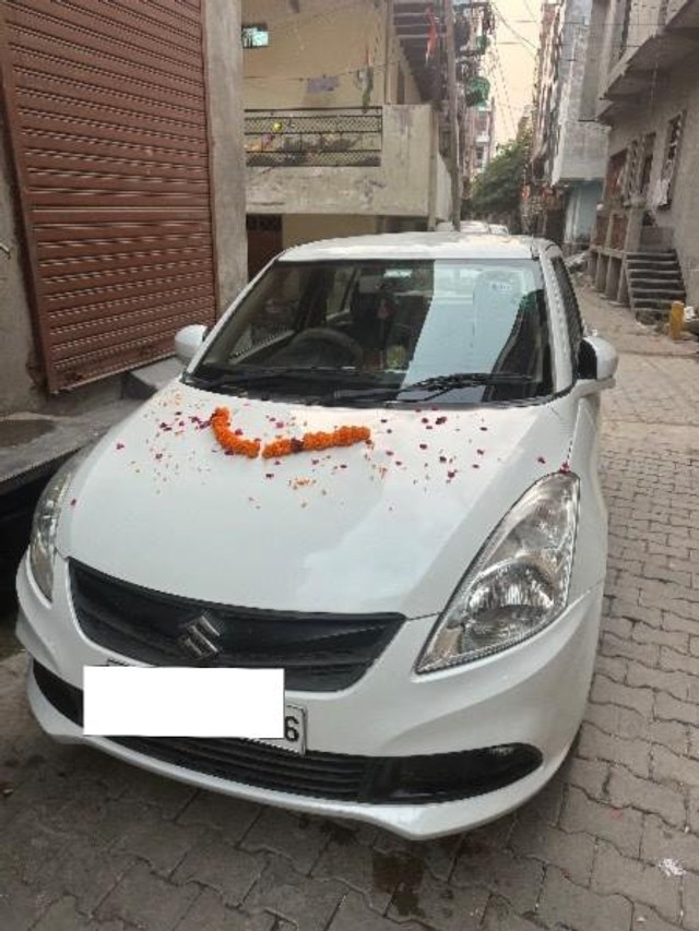 Second-hand 2017 Maruti Suzuki Swift Dzire Tour S CNG for sale in New Delhi-2