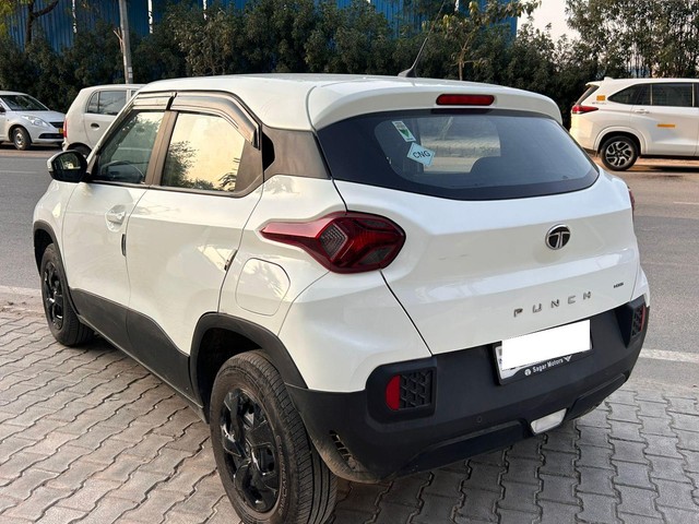 Second-hand 2024 Tata Punch Adventure CNG for sale in New Delhi-6
