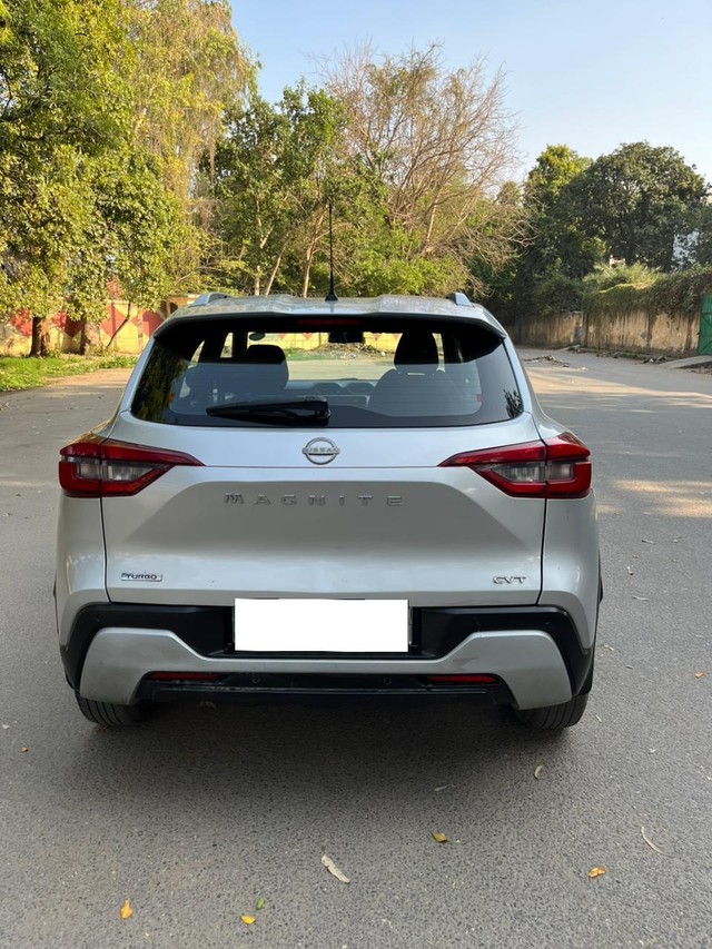 Second-hand 2021 Nissan Magnite Turbo CVT XV Executive BSVI for sale in New Delhi-2