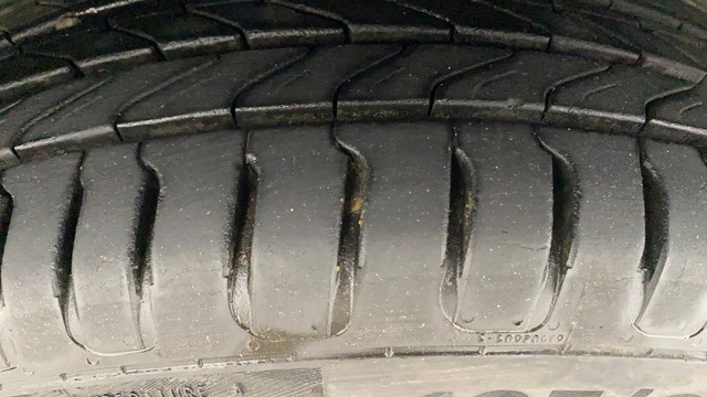 Second-hand 2015 Honda Jazz 1.5 V i DTEC for sale in Chennai-30