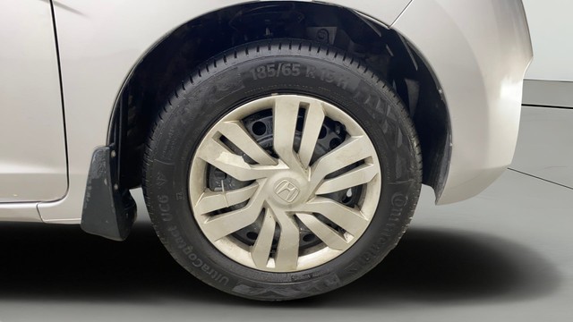 Second-hand 2015 Honda Jazz 1.5 V i DTEC for sale in Chennai-23