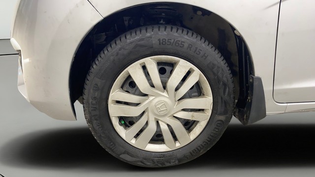 Second-hand 2015 Honda Jazz 1.5 V i DTEC for sale in Chennai-25