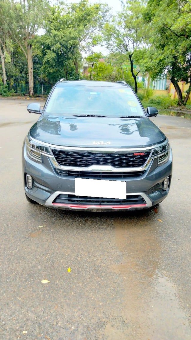 Second-hand 2022 Kia Seltos GTX Plus DCT for sale in New Delhi-6
