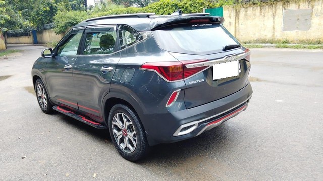 Second-hand 2022 Kia Seltos GTX Plus DCT for sale in New Delhi-14