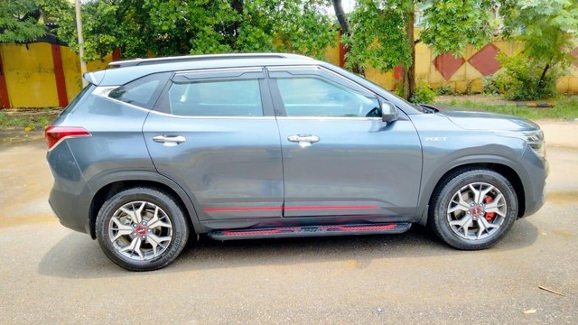 Second-hand 2022 Kia Seltos GTX Plus DCT for sale in New Delhi-1