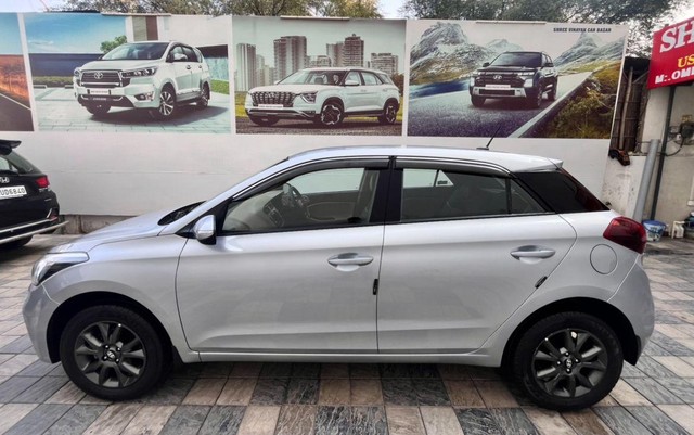 Second-hand 2019 Hyundai i20 Diesel Sportz for sale in Jaipur-18