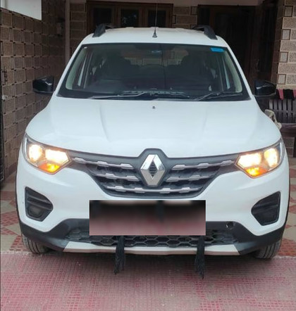 Second-hand 2022 Renault Triber RXT BSVI for sale in Dehradun