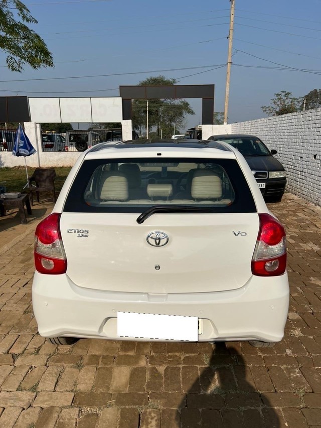 Second-hand 2016 Toyota Etios Liva VD for sale in Ludhiana-1