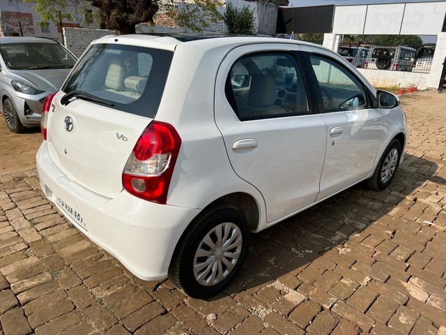 Second-hand 2016 Toyota Etios Liva VD for sale in Ludhiana-6