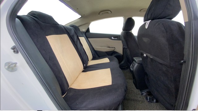 Hyundai Verna 1.6 SX VTVT Second-hand 2017 Hyundai Verna 1.6 SX VTVT for sale in Ahmedabad-16