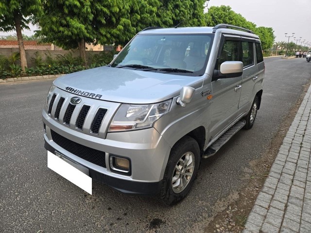 Mahindra TUV 300 T8 Second-hand 2016 Mahindra TUV 300 T8 for sale in Ludhiana-3