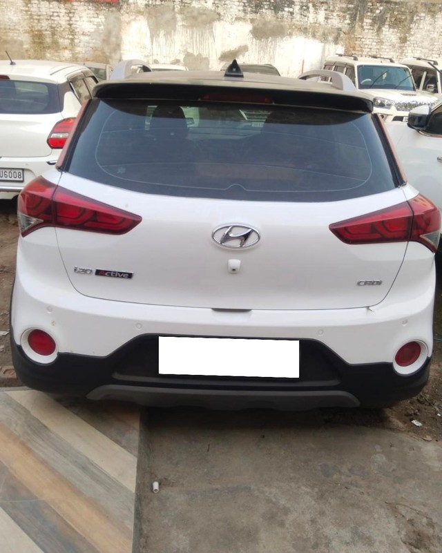Second-hand 2017 Hyundai i20 Asta 1.4 CRDi for sale in Patna-2