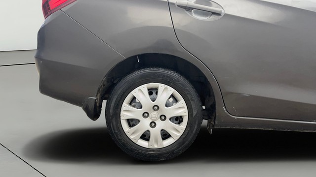 Second-hand 2017 Honda Amaze S Petrol BSIV for sale in Noida-27