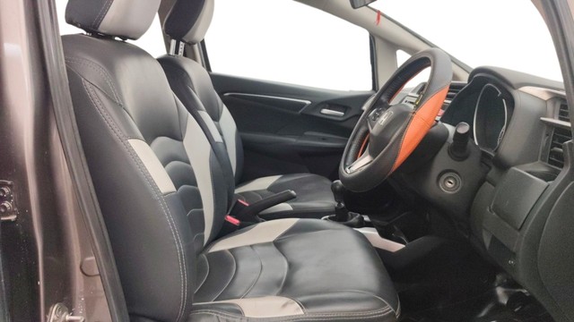 Honda Jazz 1.2 VX i VTEC Second-hand 2016 Honda Jazz 1.2 VX i VTEC for sale in Pune-25