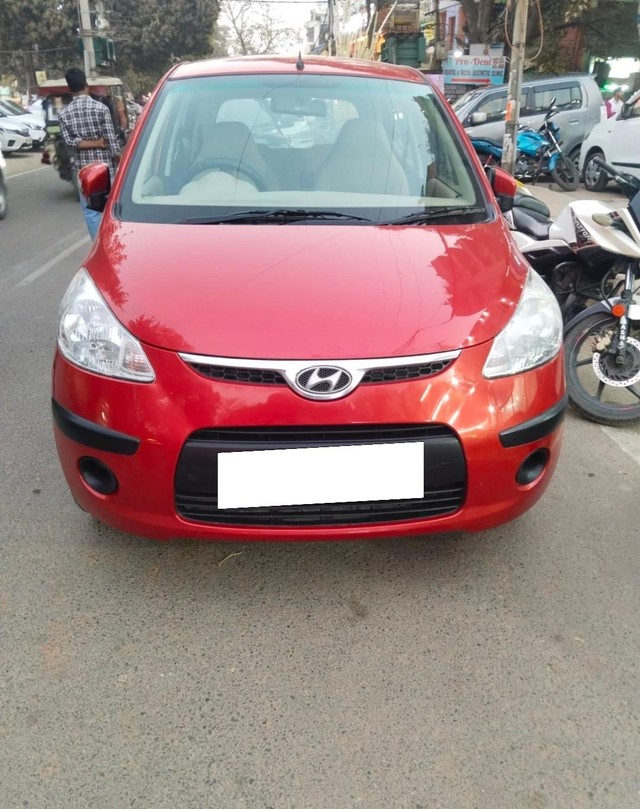 Second-hand 2010 Hyundai i10 Magna for sale in Patna-1